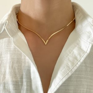 Personalized, Minimalist And Creative V-shaped Copper Flat Snake Chain Necklace, Fashionable Hip-hop Style Jewelry Accessories For Men And Women